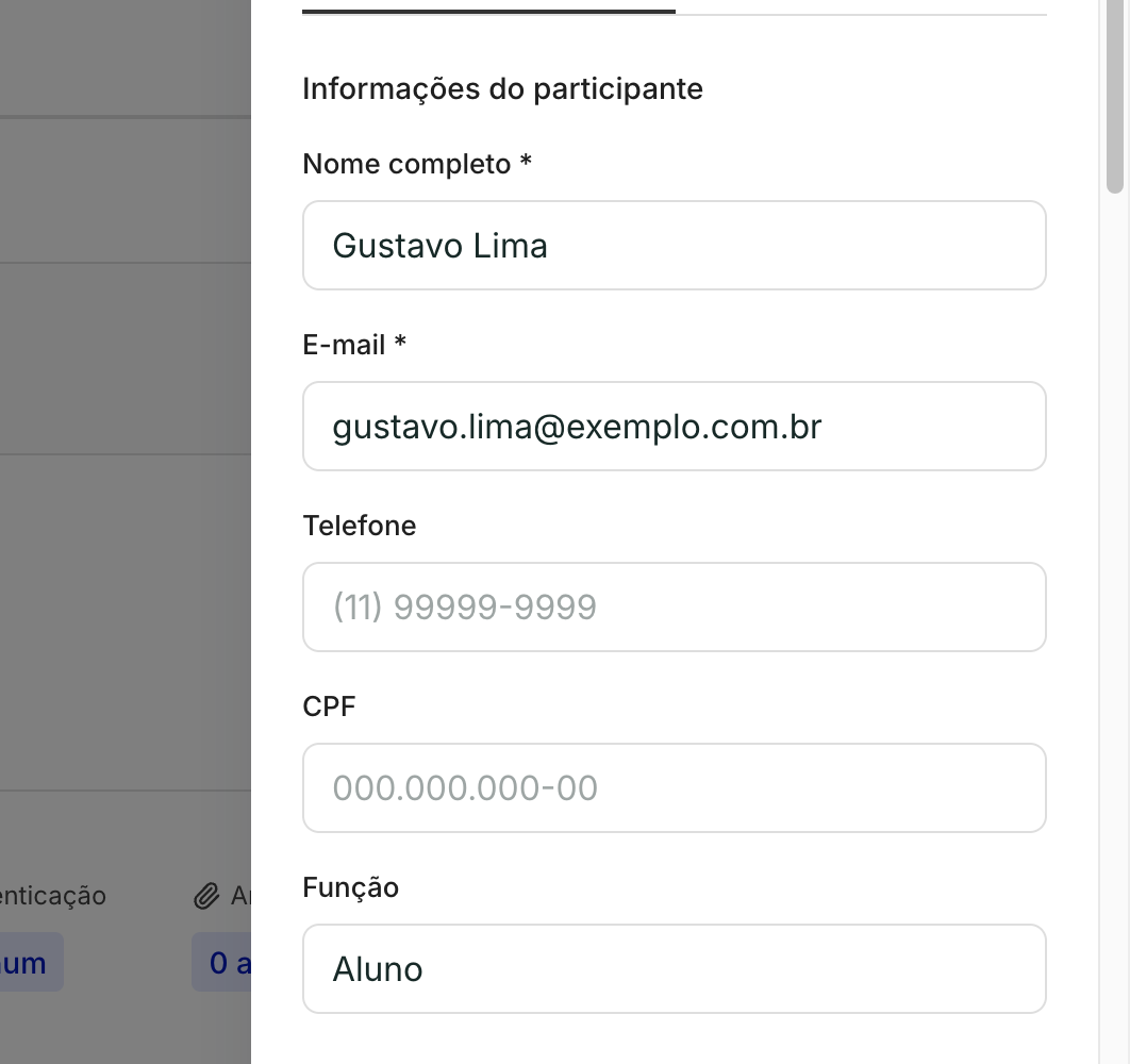 Preencha nome e e-mail. O resto vem do modelo.