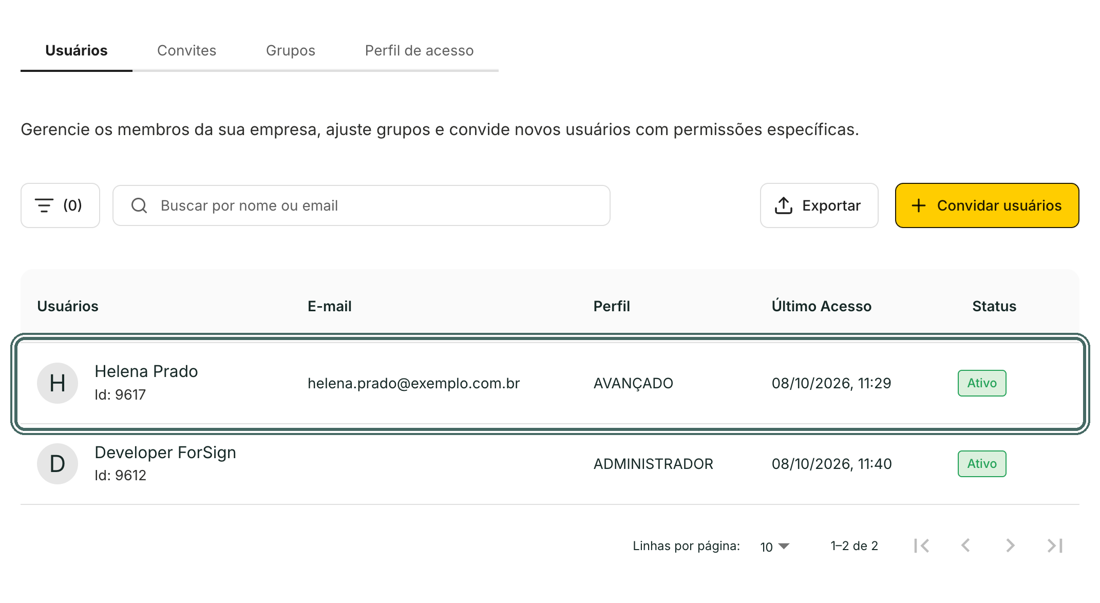 Na aba Usuários, clique no nome da pessoa para abrir a ficha dela.