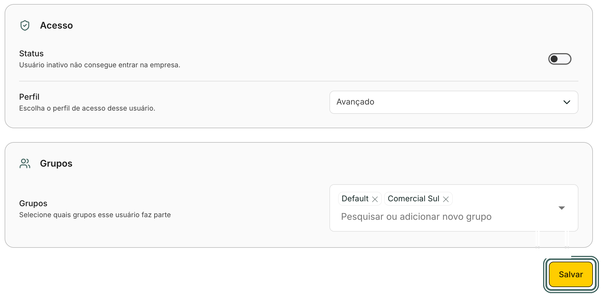 A chave Status fica desligada. O botão Salvar grava a mudança.