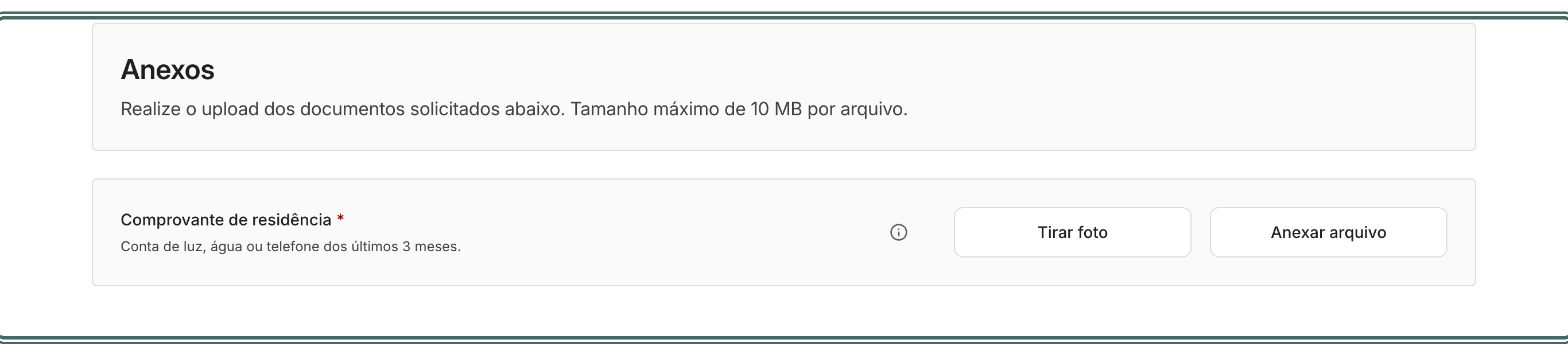 Na etapa Anexos, o participante vê o pedido e escolhe entre tirar a foto e anexar um arquivo.