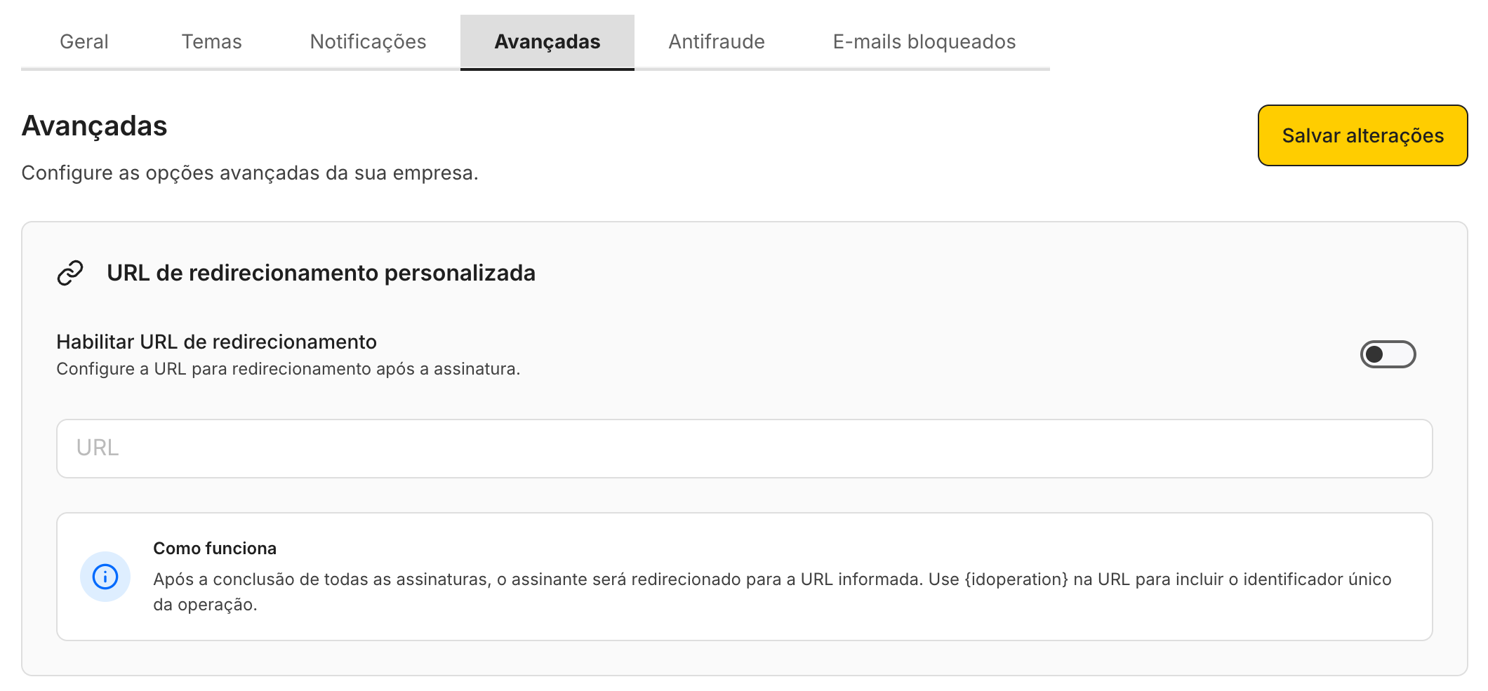 Na aba Avançadas, o cartão URL de redirecionamento personalizada tem a chave e o campo URL.