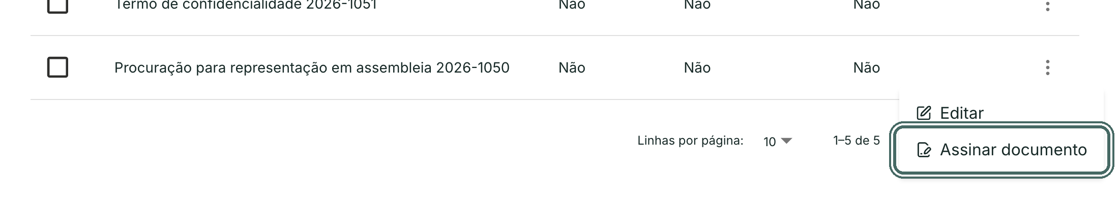 Em cada linha, o menu de três pontos tem Assinar documento, que abre a operação para você assinar.